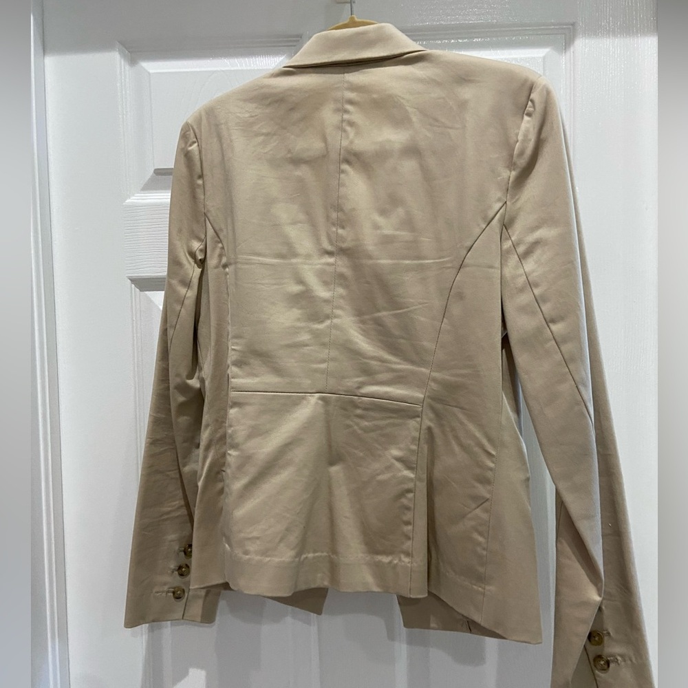 Tan Women's Blazer, size 12 , looking for a new home - Picture 3 of 6